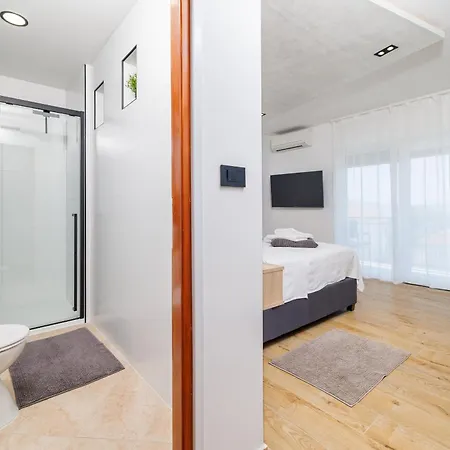 Apartment Mladen