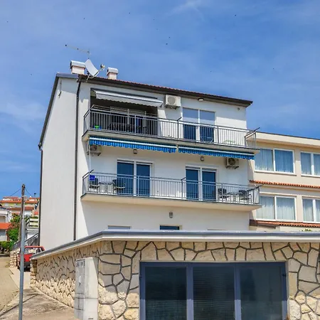 Mladen Apartment *